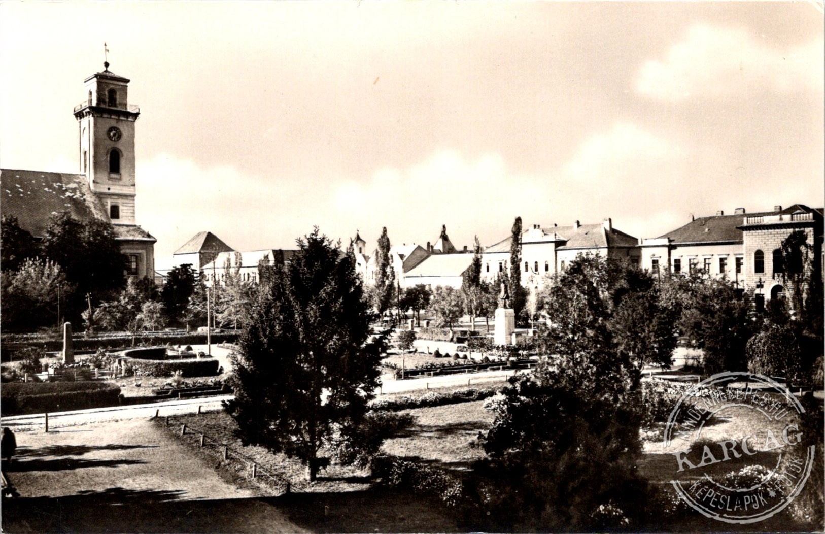 KARCAG Fő tér