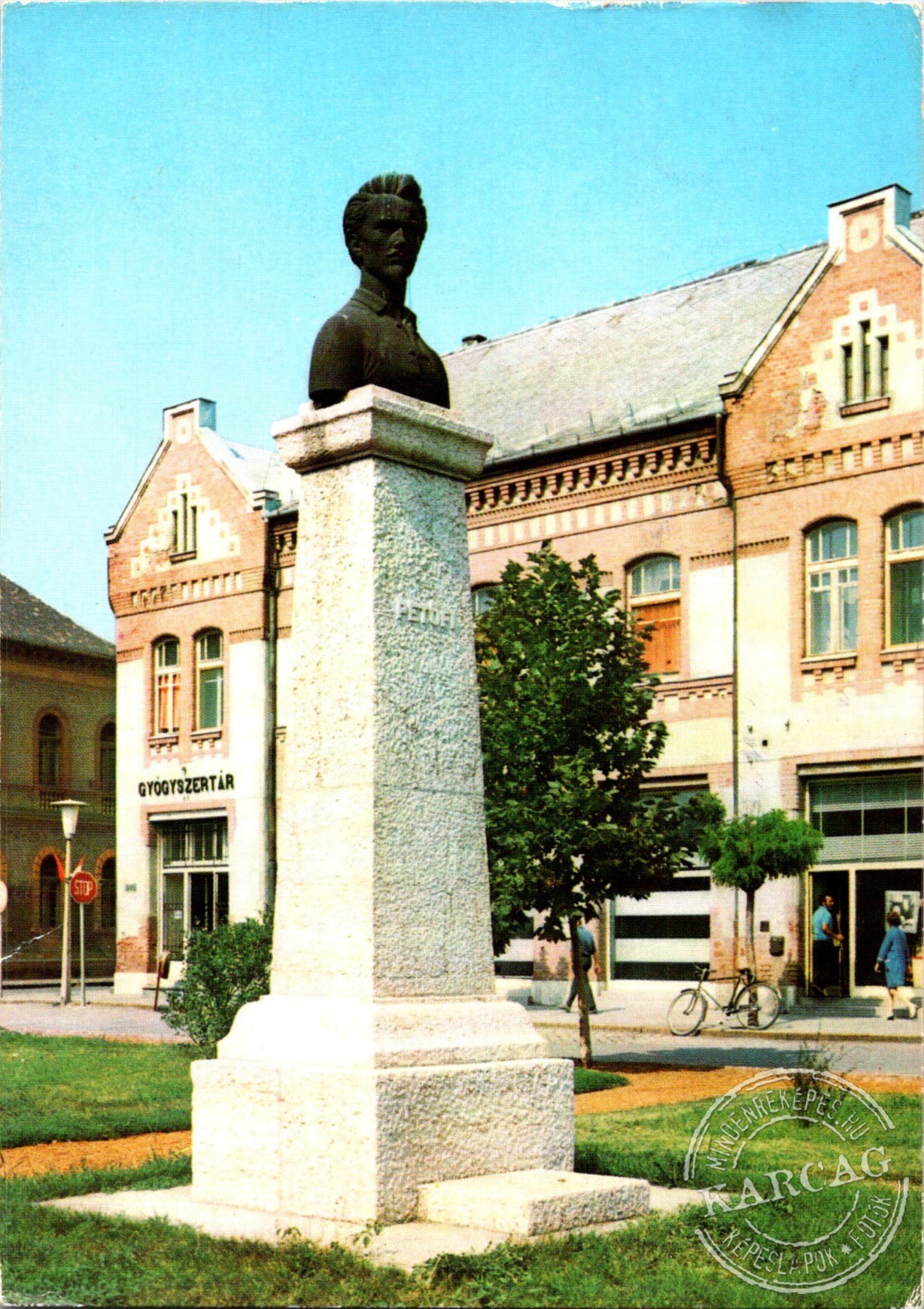 Karcag. Petőfi Sándor szobra (Győri Dezső: 1908)