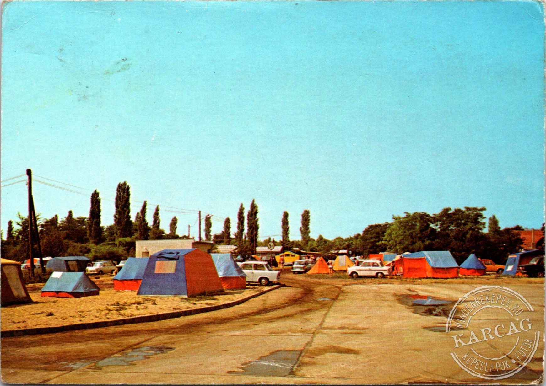 Berekfürdő. Kemping
