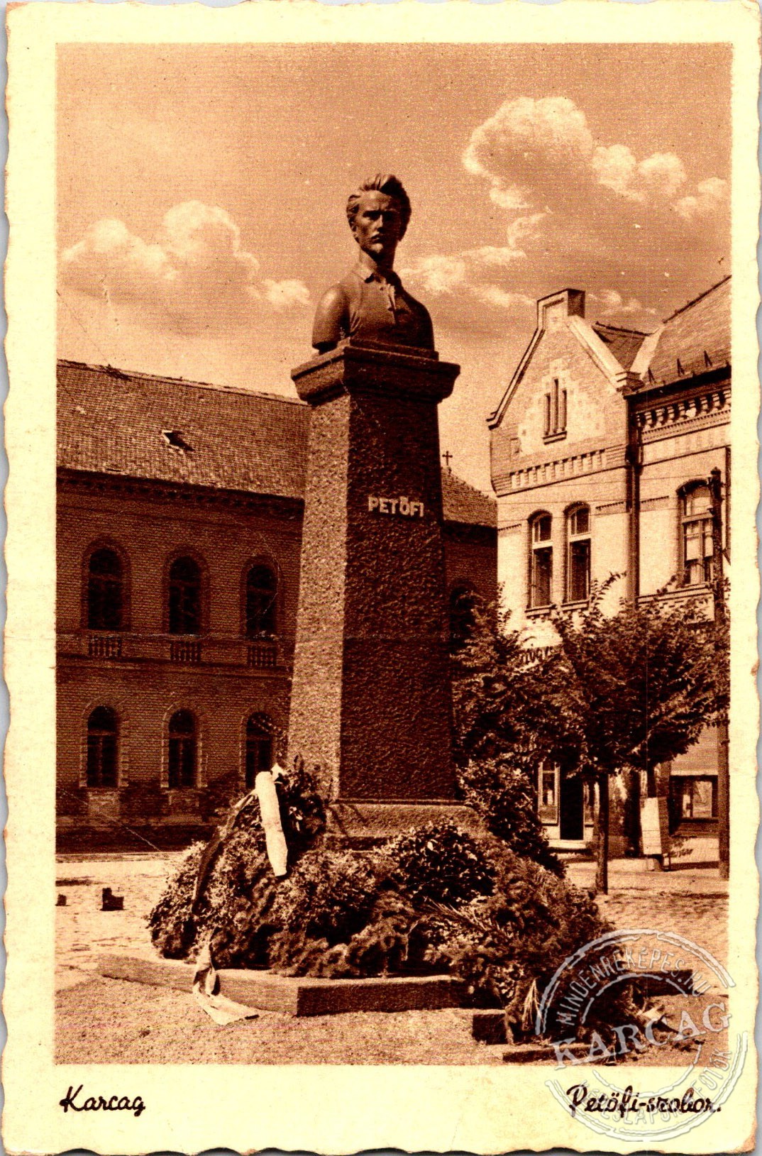 Karcag Petöfi-szobor.