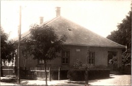Tiszabura községháza