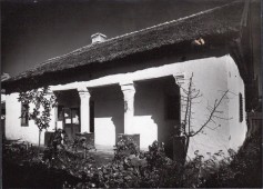 Parasztház - Szondi utca 9.
