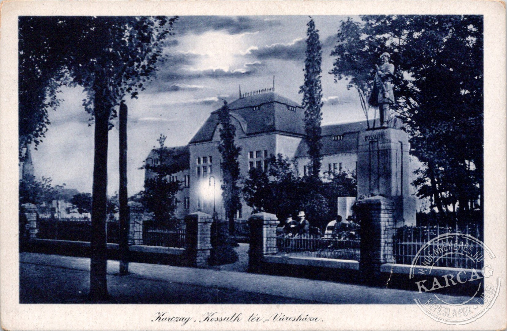 Karczag. Kossuth tér. - Városháza.