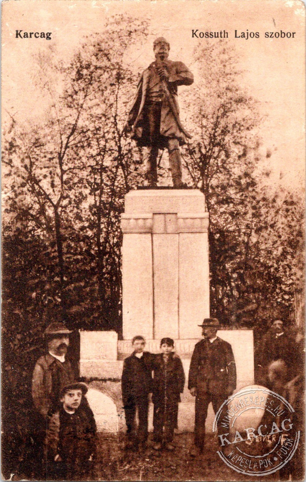 Karcag - Kossuth Lajos szobor