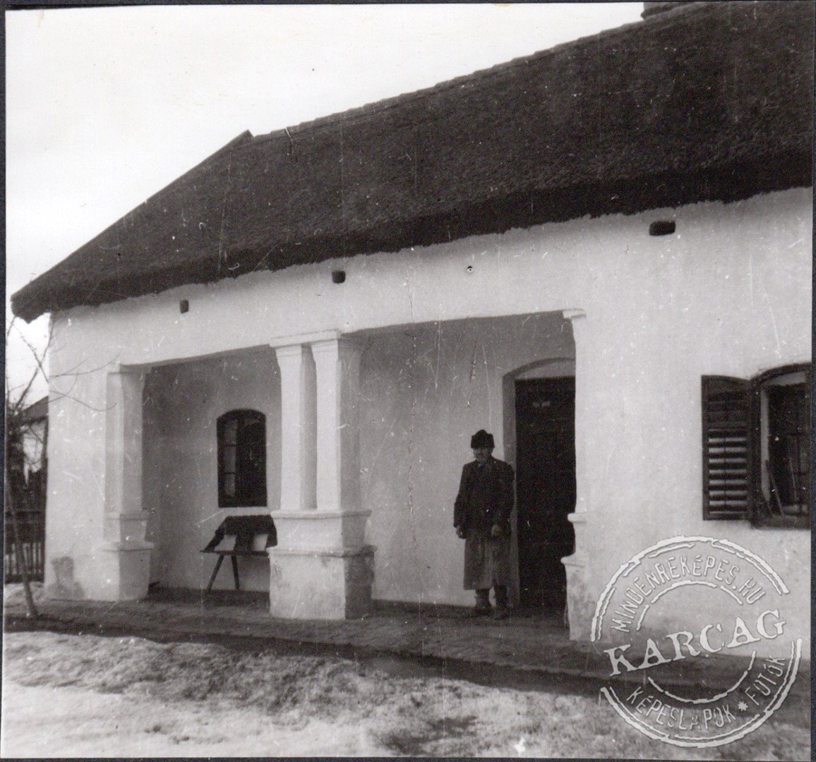 Parasztház - Rövid utca 8.
