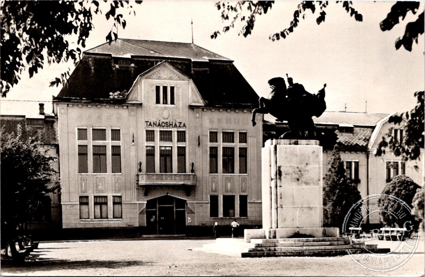 KARCAG Tanácsháza