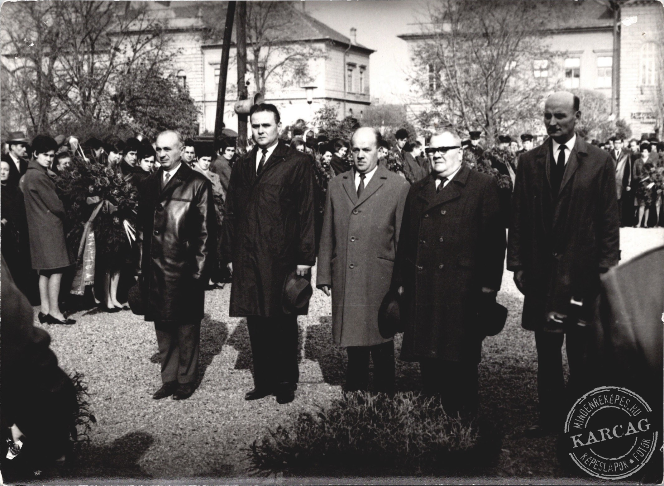 Koszorúzás