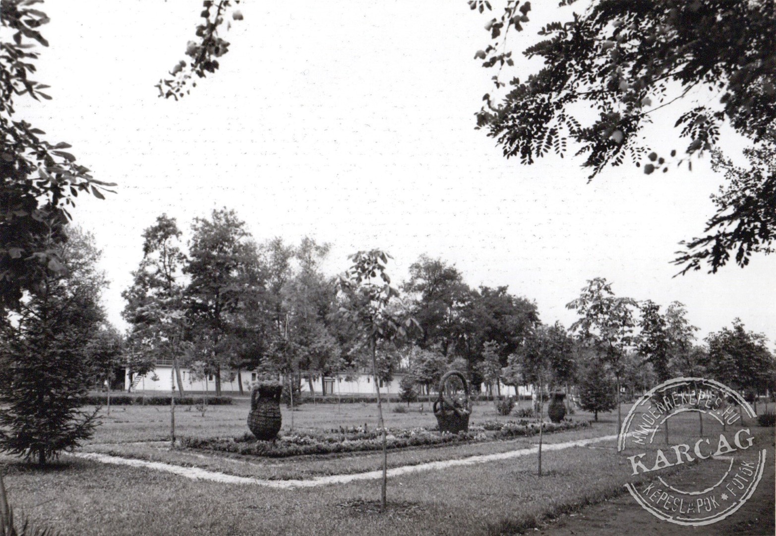 Park facsemetékkel